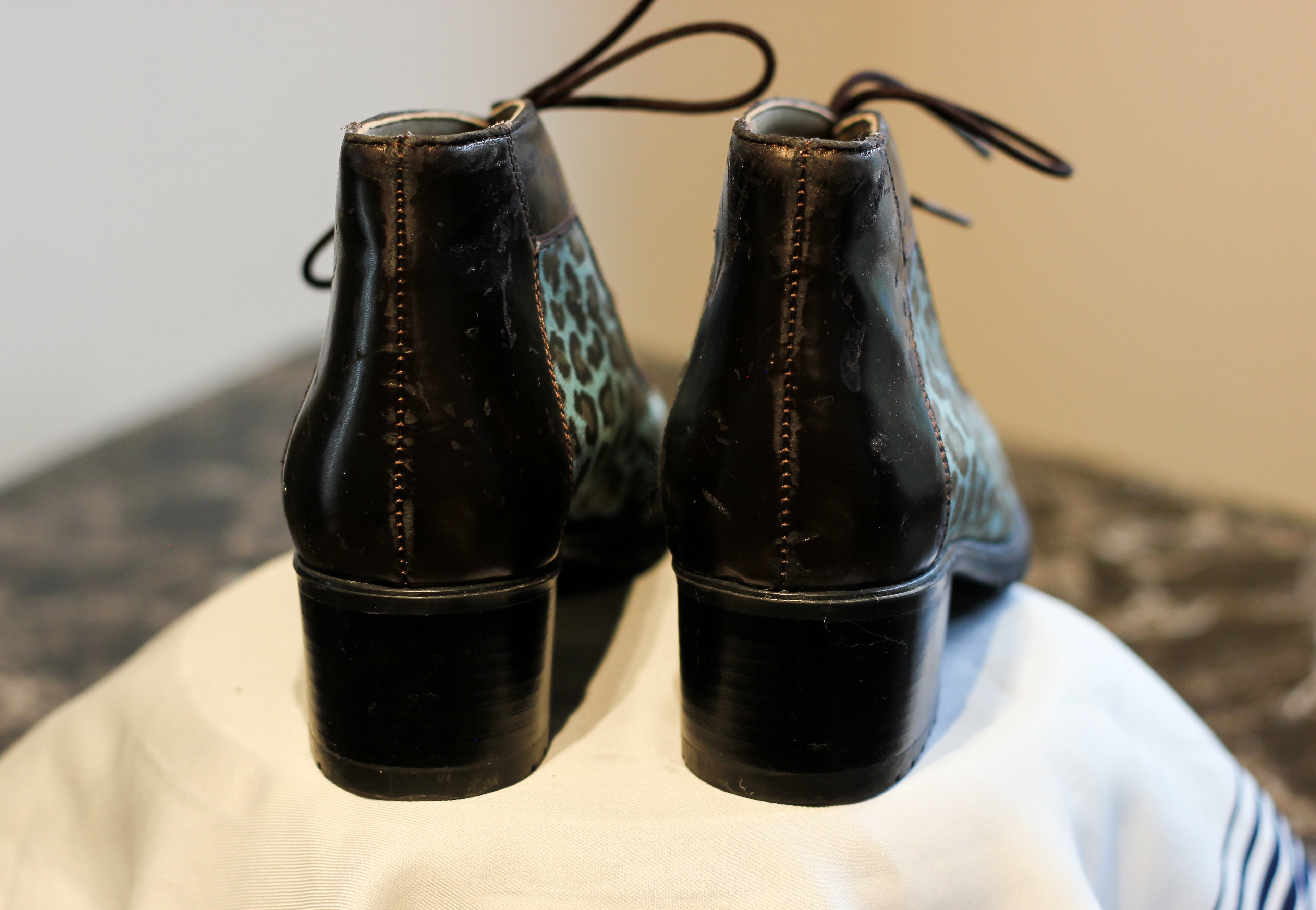 1980's "Nycole St-Louis Collection" Brand Booties