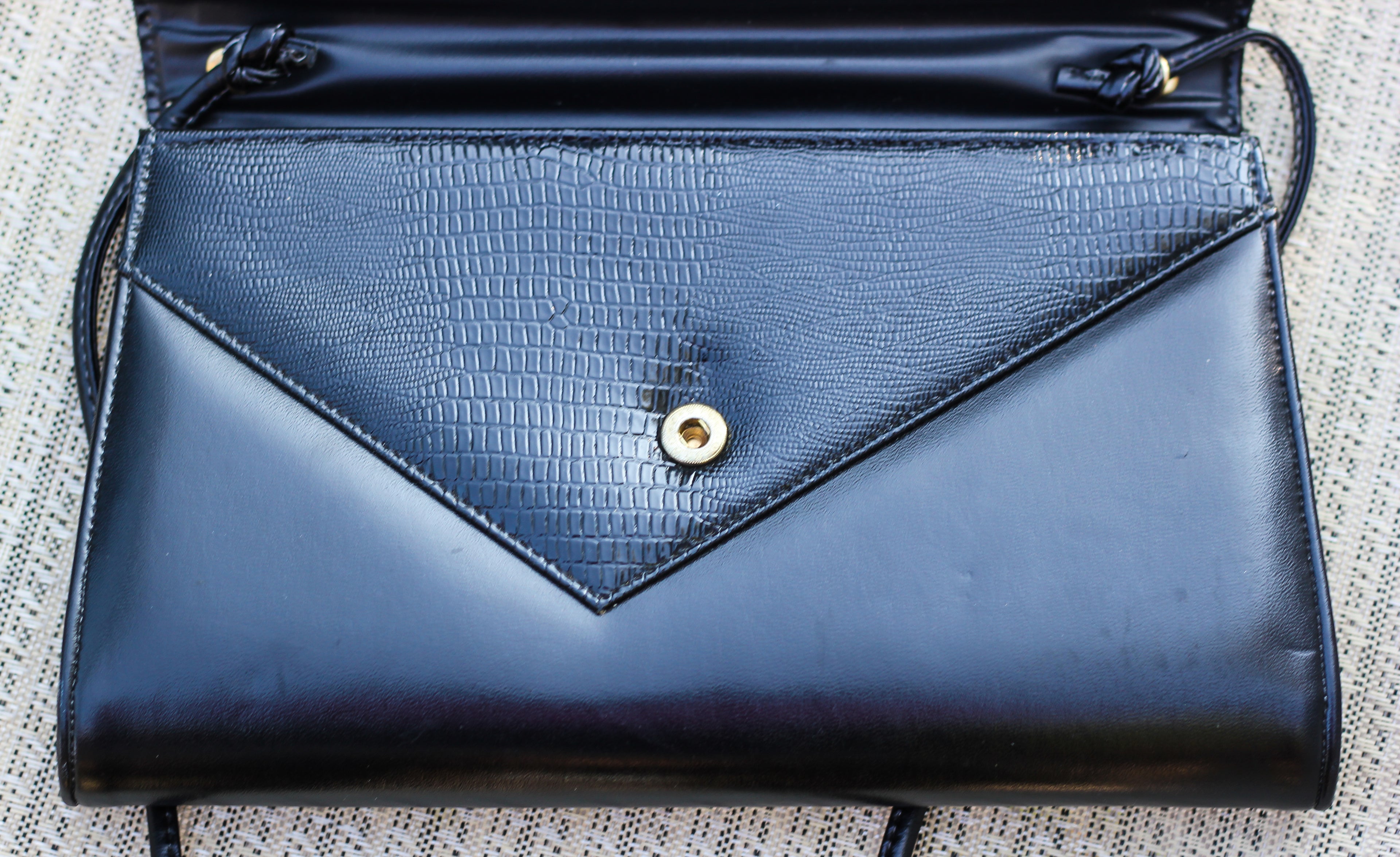 1980's "Caleco" Envelope Shoulder Bag
