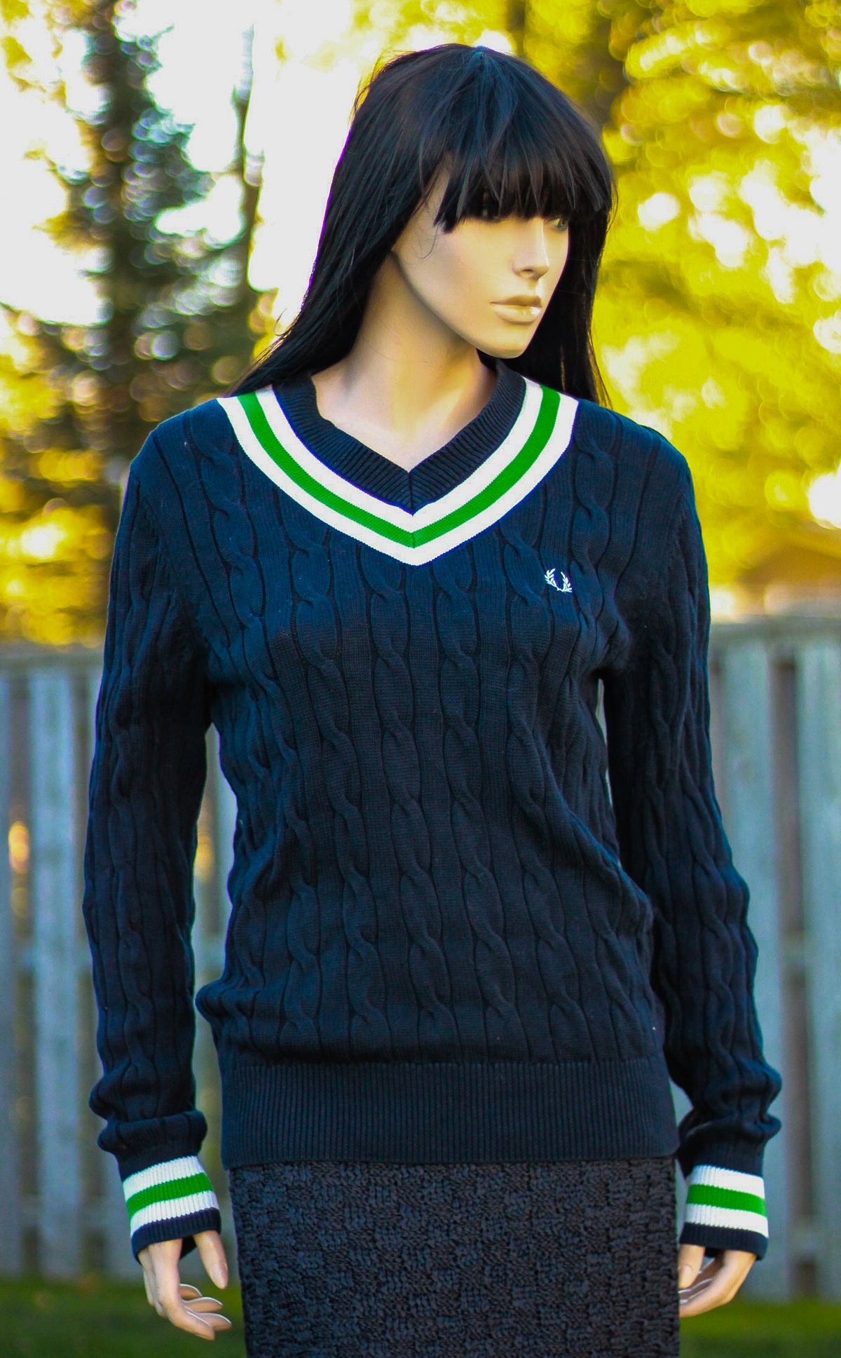 Modern "Fred Perry" Cable Knit V-Neck Sweater